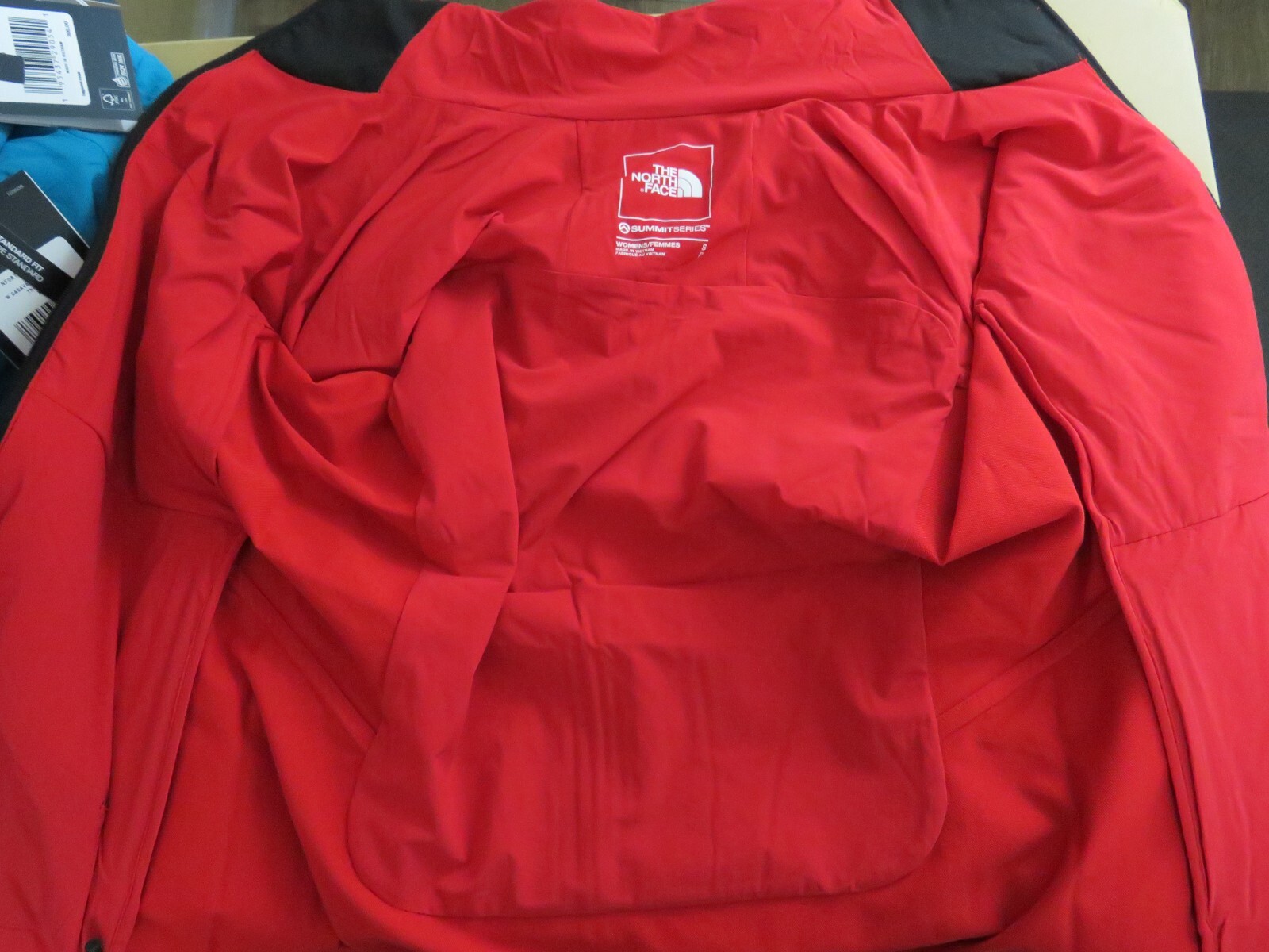 NWT Womens The North Face Summit Casaval Hybrid Full Zip Insulated Jacket – Red