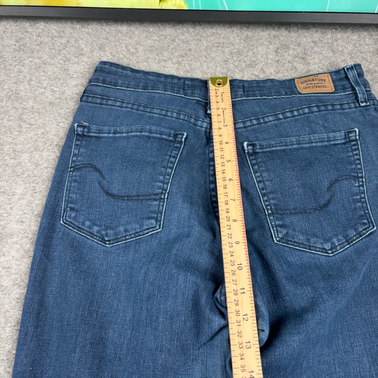 Signature by Levis Mid Rise Bootcut Jeans Womens 8M 29×32 Blue Dark Wash Denim