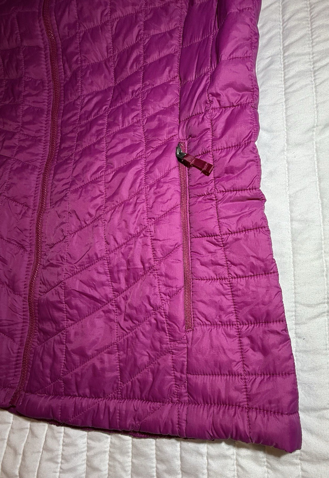 THE NORTH FACE Women’s Medium Raspberry Pink THERMOBALL™ ECO Insulated Jacket