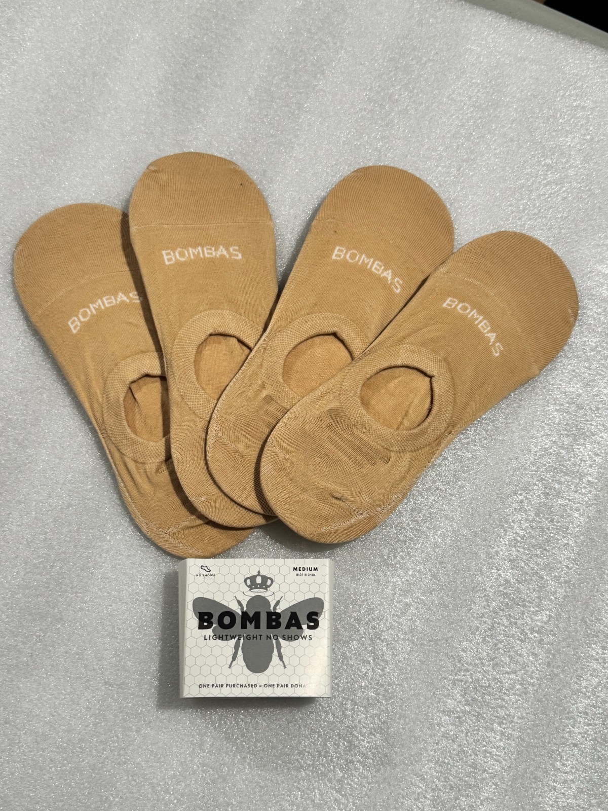 New Bombas Womens Casual Socks TAN Medium No Show 4 ct lot