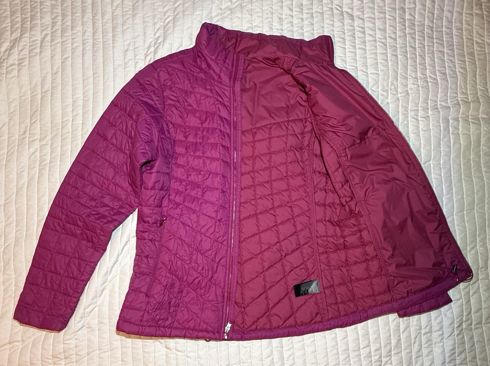 THE NORTH FACE Women’s Medium Raspberry Pink THERMOBALL™ ECO Insulated Jacket