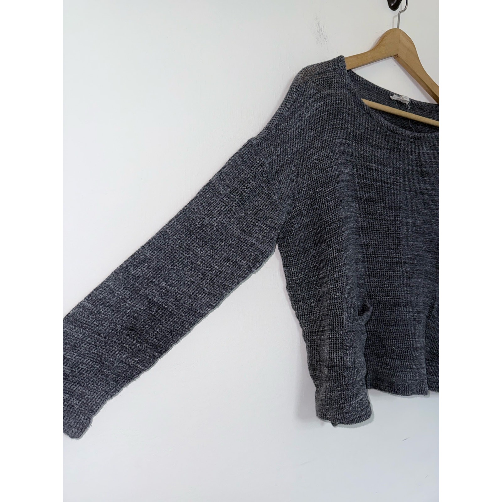 EILEEN FISHER gray open knit 100% cotton cropped pocket casual top blouse sz M
