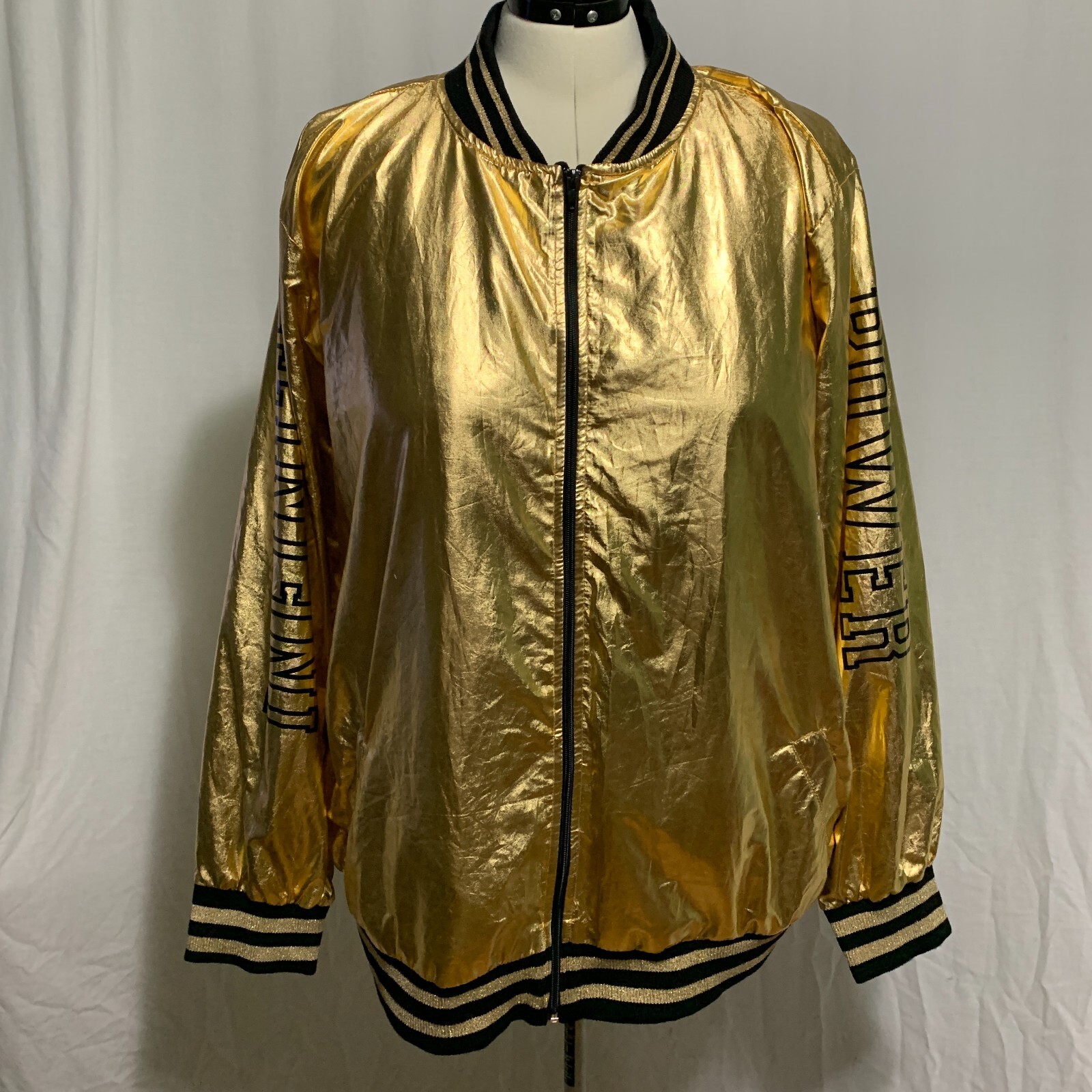 Hot Topic Coat Her Universe Avengers Infinity War Thanos Jacket Cosplay Plus 5