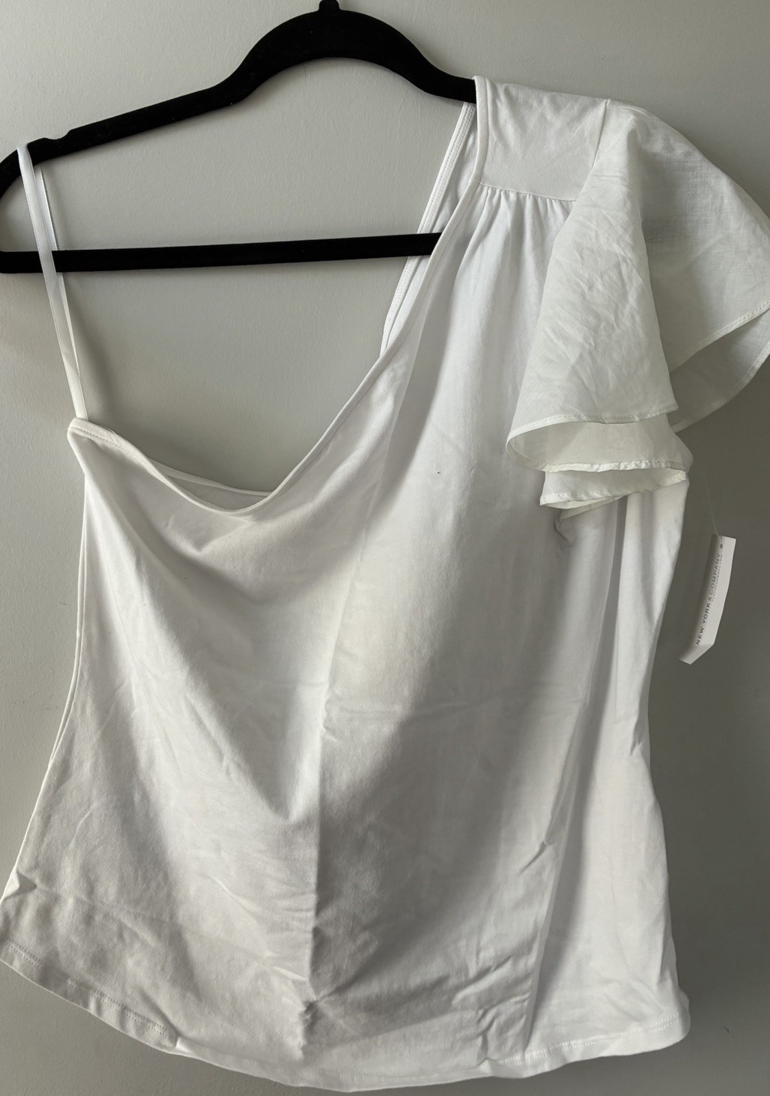 Women’s One Shoulder Ruffle Sleeve~ New York & Co Sz Large WHITE ~ NEW NWT