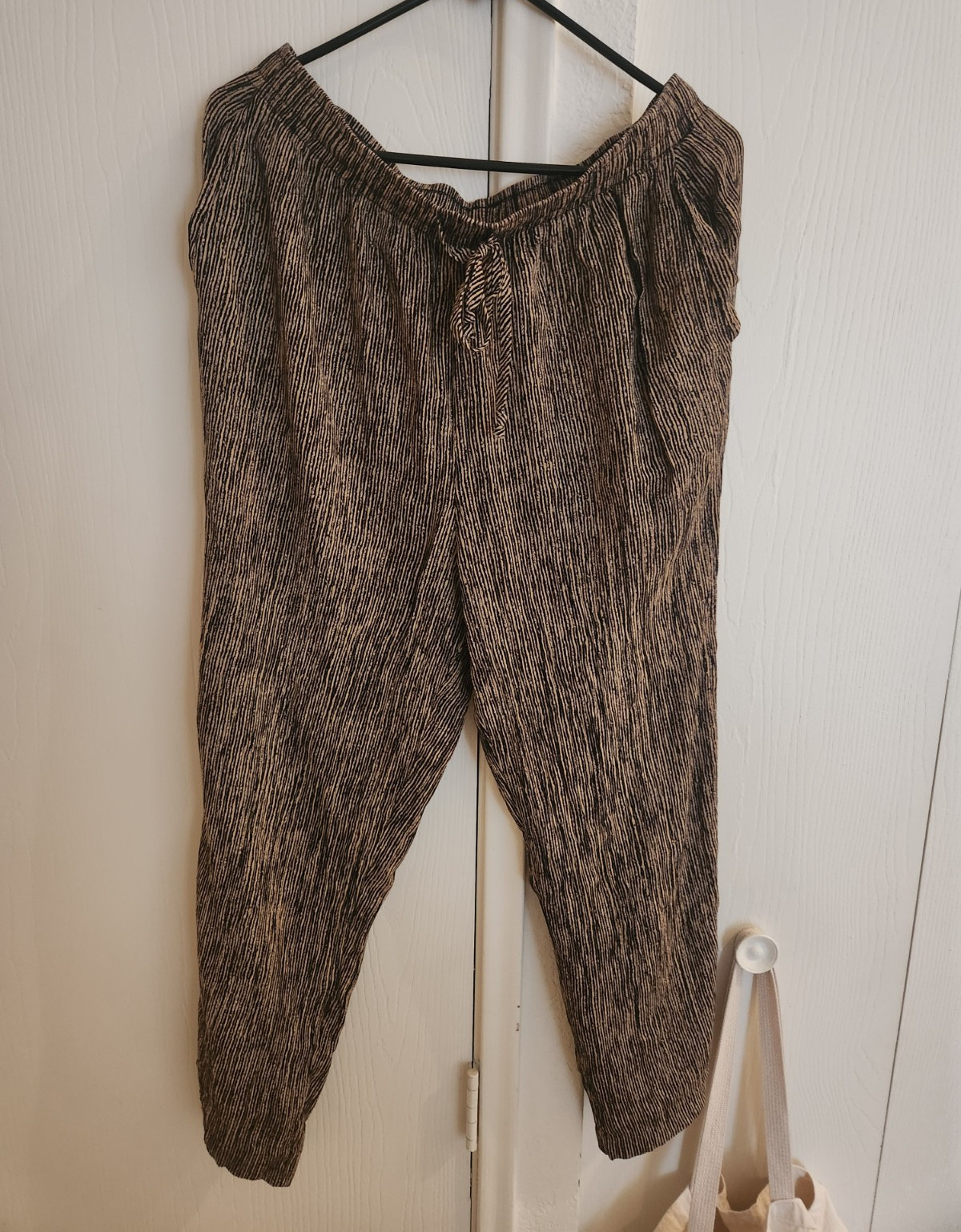 Alfred Dunner Women’s Plus 16W Brown/Black Animal Print Elastic Waist Pants