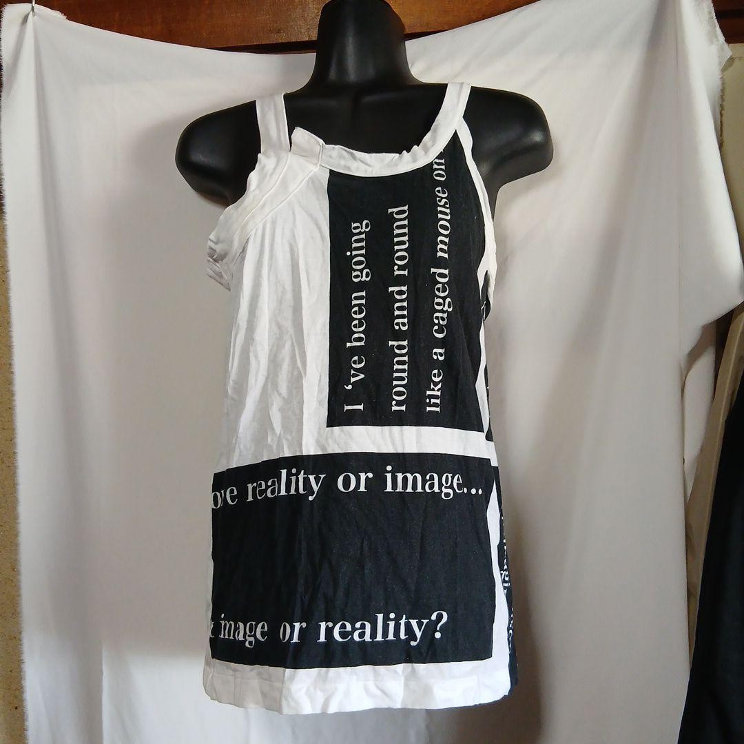 USED Y’S TEXT PRINT ONE-SHOULDER STRAP TANK TOP GREAT DEAL GOOD