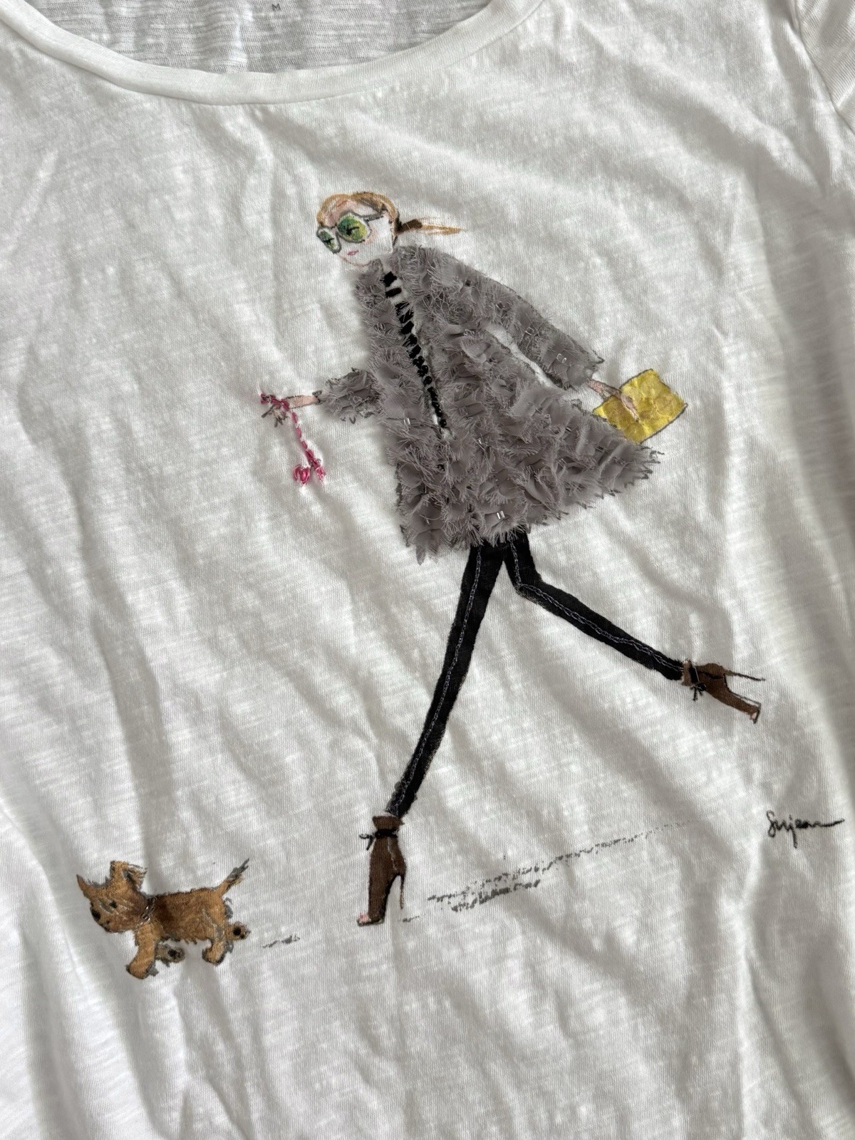 Loft White Girl walking a dog Graphic Applique T Shirt 100% Cotton Cute Twee
