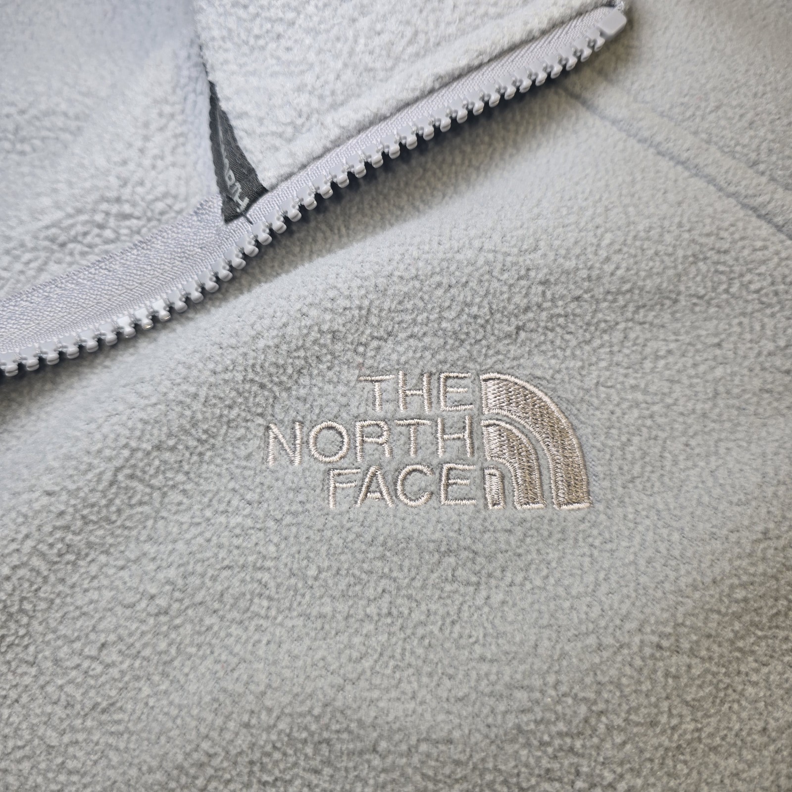 The North Face Fleece Jacket Full Zip Womens XL Gray Black Colorblock…
