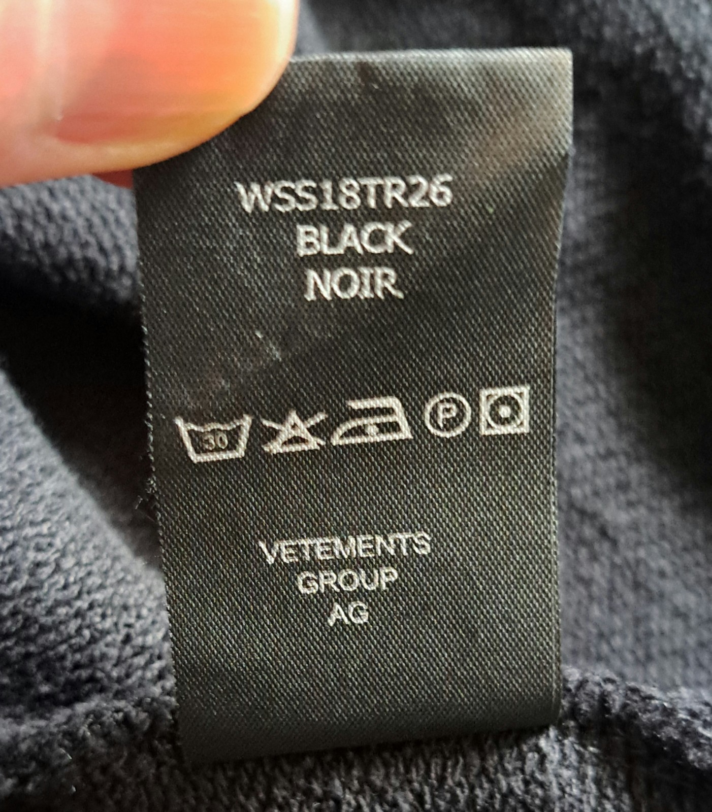 Vetements Authentic Tape Hoodie Black SS18 Women’s S Oversized Made In Portugal