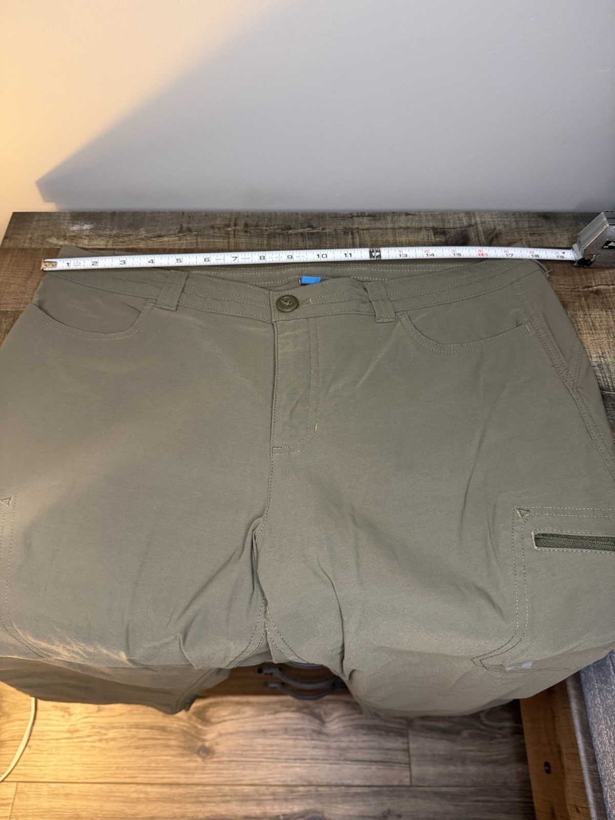 Eddie Bauer Khaki Women’s Pants Button Logo Zipper Flat Front Solid