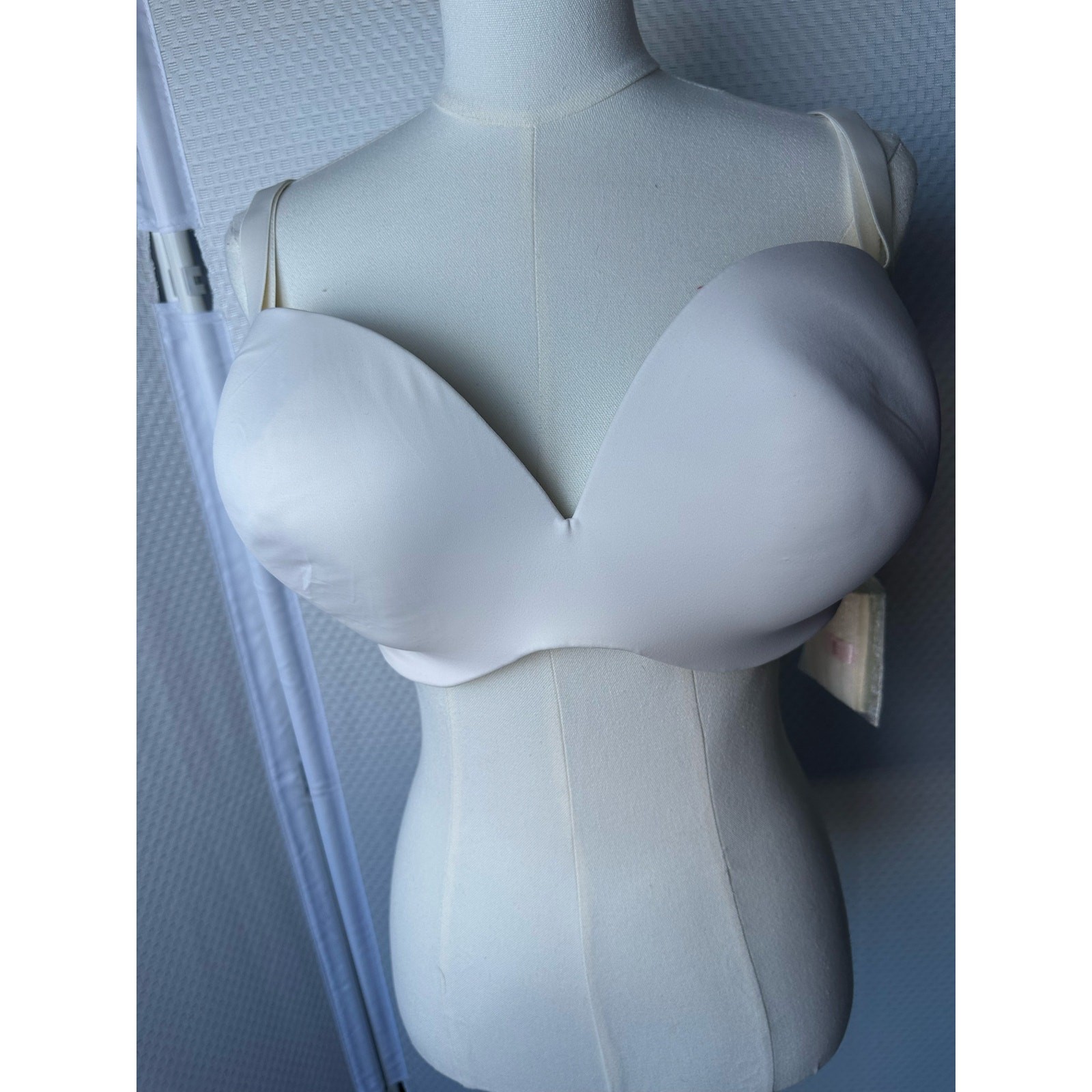 Cacique Multi Way Boost Bra Beige 40DDD Convertible Strapless Wear Three Ways