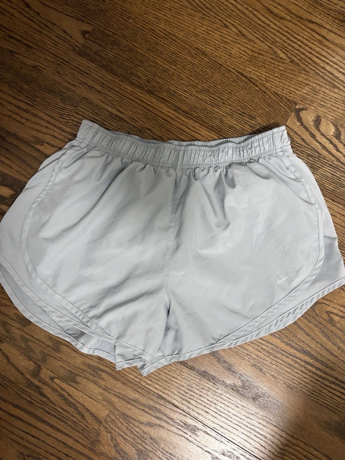 Women’s Nike Dri-Fit Tempo Running Shorts Gray Athletic Size Large