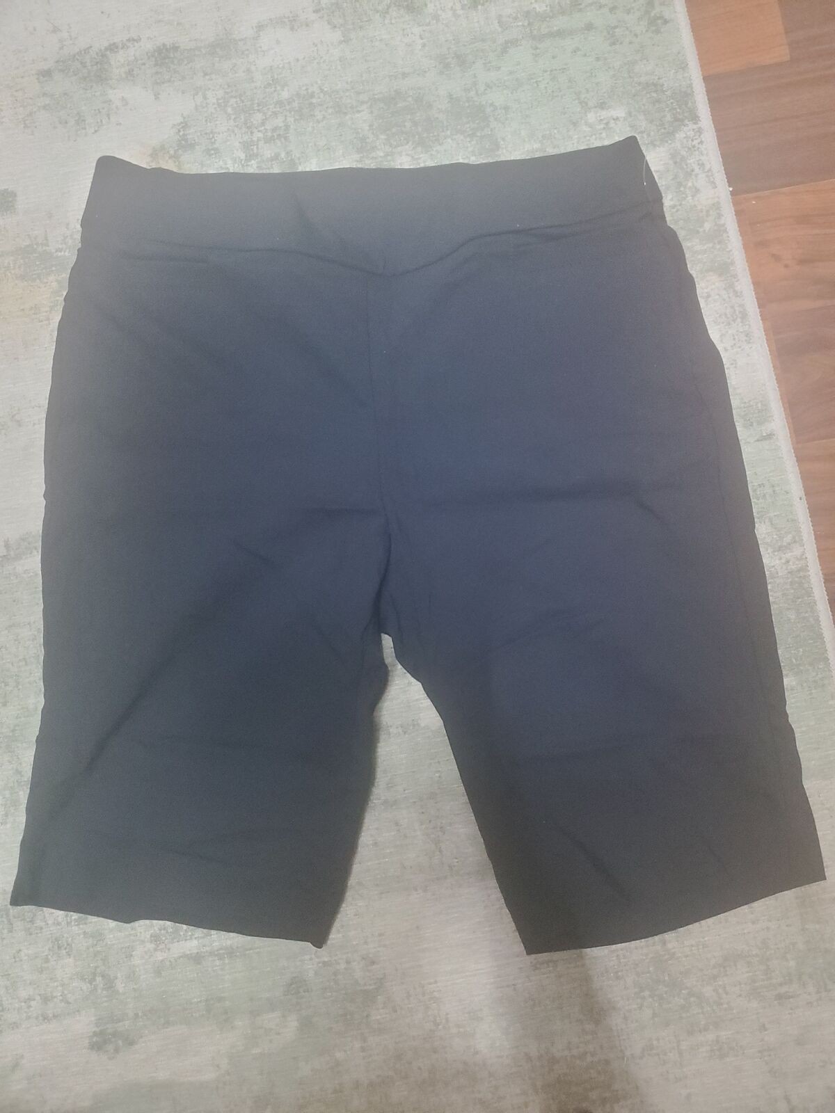 Briggs Black Knee-Length Shorts Size 14
