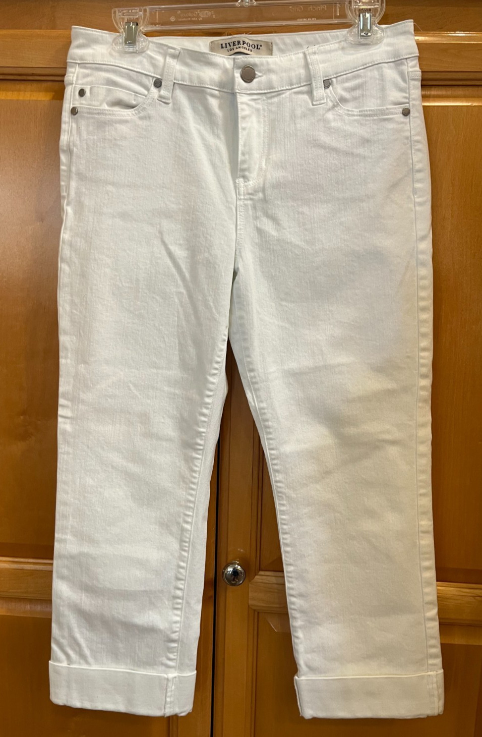 LIVERPOOL Los Angeles White The Crop Jeans Women’s Size 6/28 Cuffed Hem Stretch