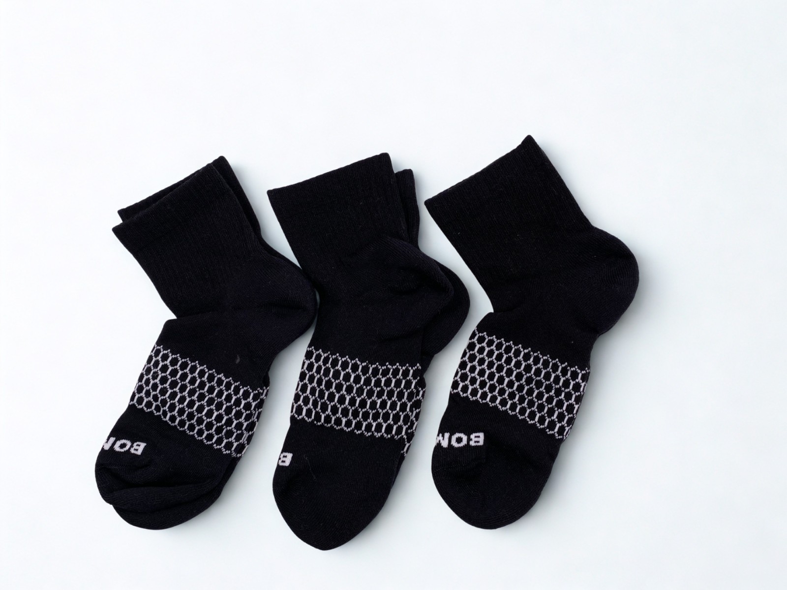 Bombas 3 Pairs Quarter Socks athletic Honeycomb Size Medium Black