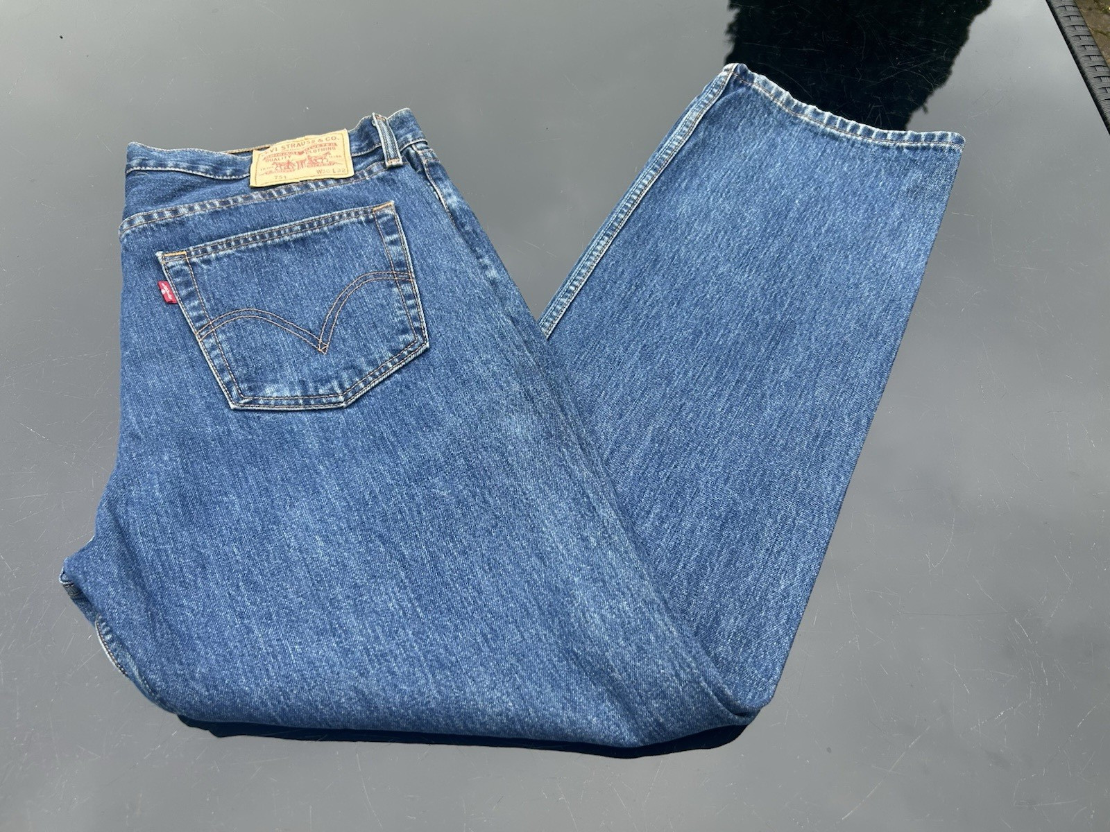 Levi 751 Jeans Straight Waist Size 36in Inside Leg 32in 100% Cotton Denim Blue