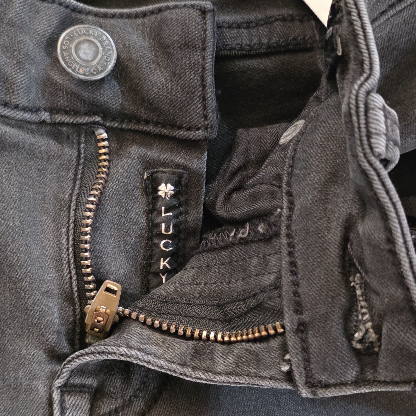 Lucky Brand Women’s Skinny Low Rise Black Dark Wash Denim Jeans 5-Pocket Zip
