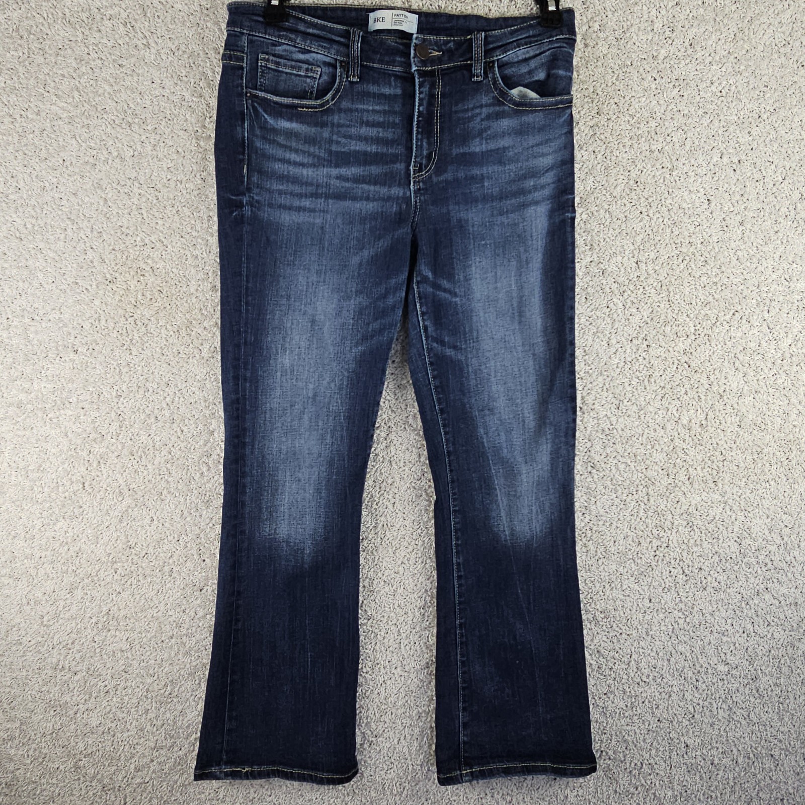 BKE Payton Universal Fit Mid Rise Boot Cut Jeans Size 29X29.5 (31×28.5) Buckle